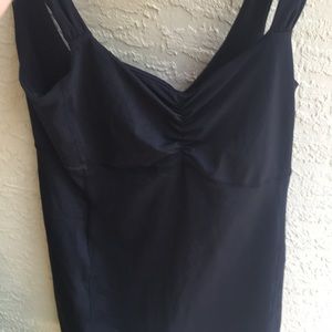 Lululemon size 8 top